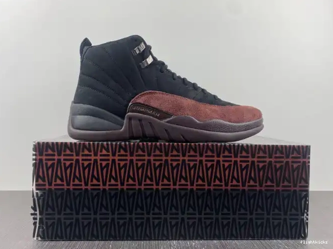 DV6989-001 Ma Retro 12 Maniere Jordan Black A 0606